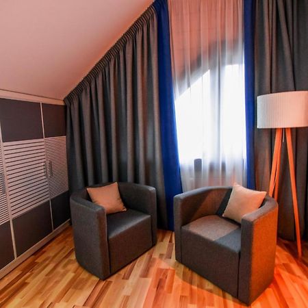 Трипільське Сонце Hotel Podgortsy  Exterior foto