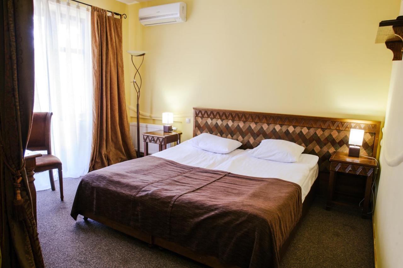 Трипільське Сонце Hotel Podgortsy  Exterior foto